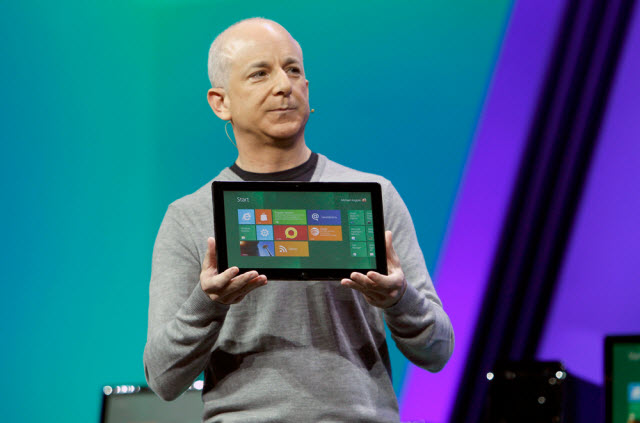 Почему Microsoft вас слушает